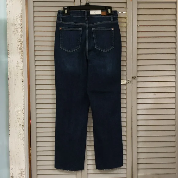 Judy Blue Cropped Straight Leg Raw Hem Jean 88375 - Picture 4 of 6